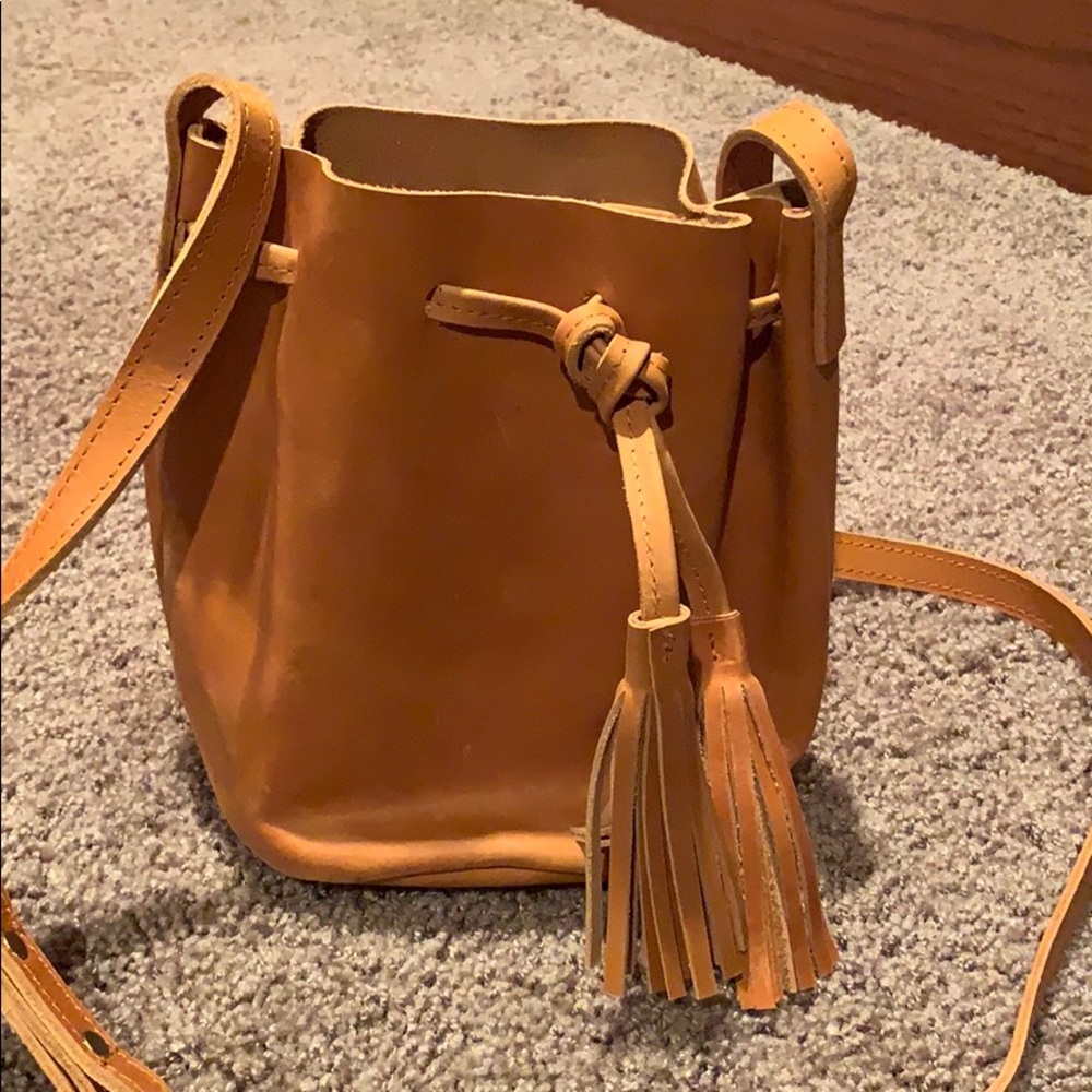 able crossbody bag